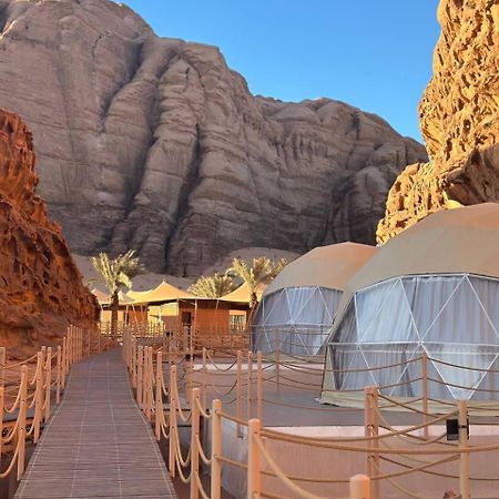 Valley Resort Wadi Rum Bagian luar foto