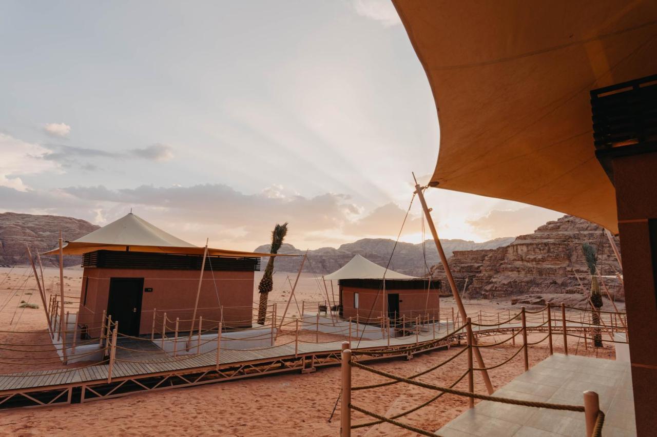 Valley Resort Wadi Rum Bagian luar foto