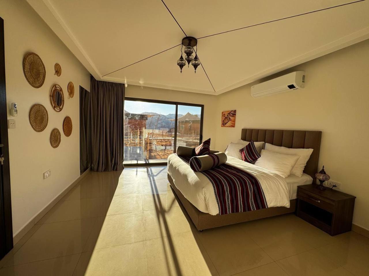 Valley Resort Wadi Rum Bagian luar foto